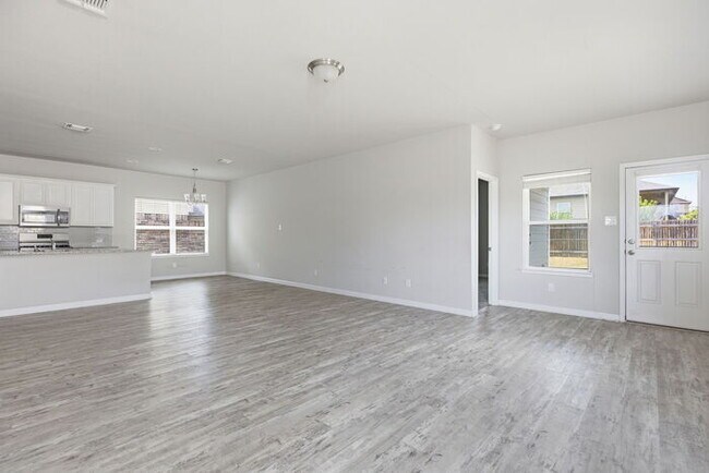 Building Photo - 3118 Blantyre Bnd
