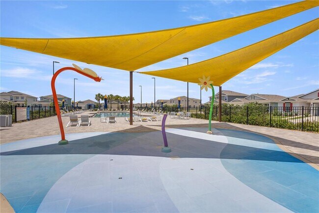 Building Photo - 5926 SW 76th Ct