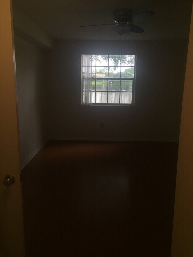 Building Photo - 2880 N Oakland Forest Dr