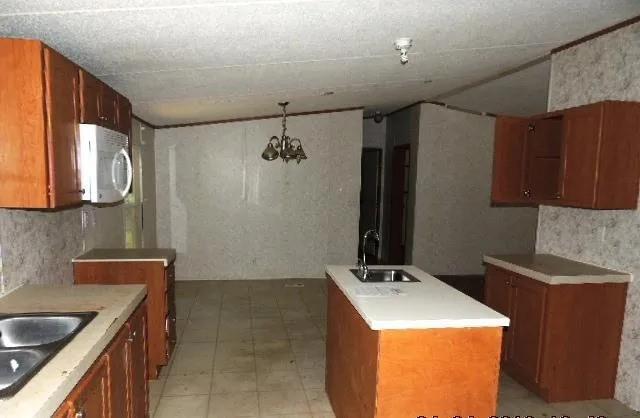 Building Photo - 120 Tall Trees Rd