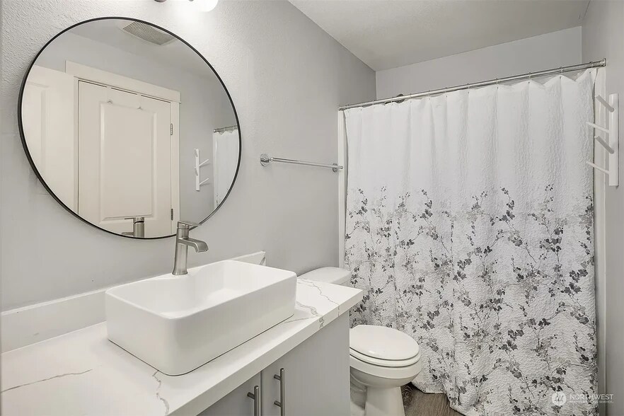 Bathroom - 11303 NE 128th St