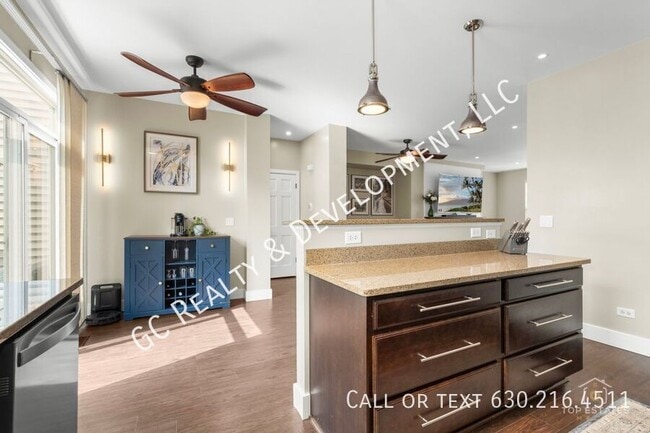 Building Photo - 927 Indigo Ct