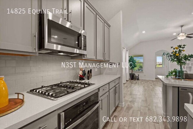 Building Photo - 14825 Equine Trail