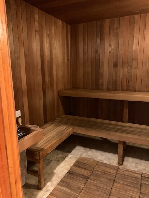 Building Photo - 380 Kai Malu Pl