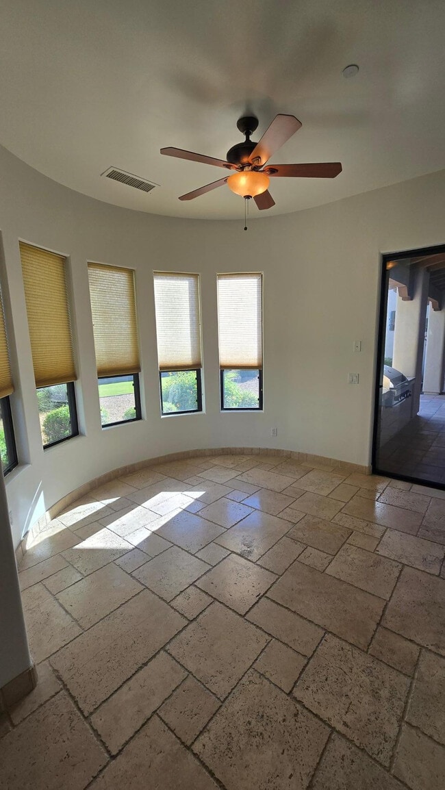 Building Photo - 4485 E Quail Brush Rd