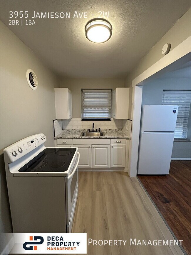 Building Photo - 3955 Jamieson Ave