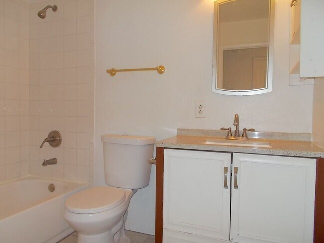 Building Photo - 4-Bedroom Home with Spacious Backyard