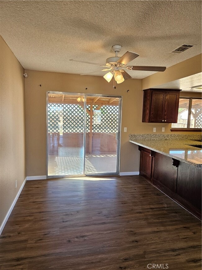 Building Photo - 8443 Great Cir Dr