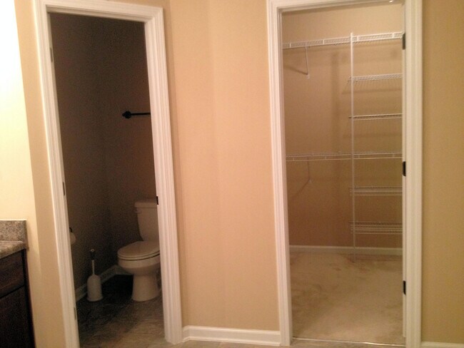 Building Photo - 4046 Corners Way