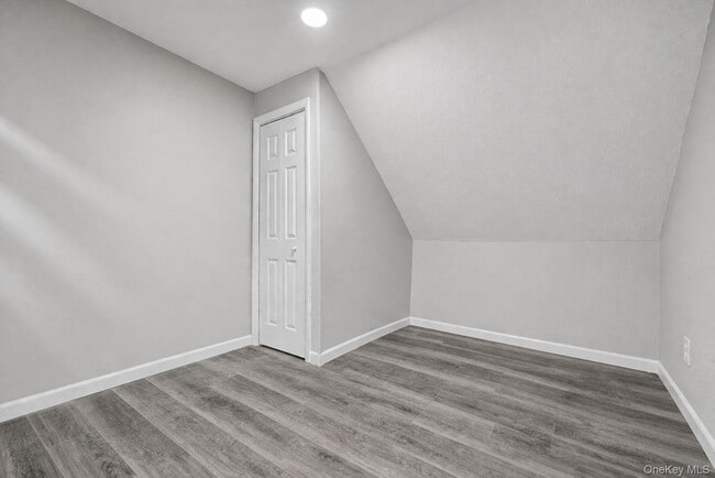 Building Photo - 8093 US-209