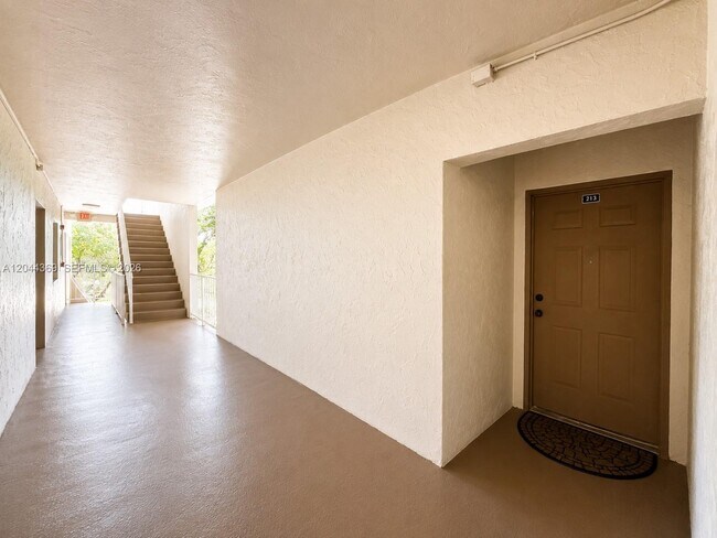 Building Photo - 7705 SW 86th St