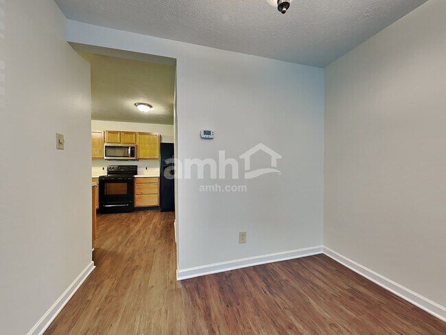 Building Photo - 7601 Eben Dr