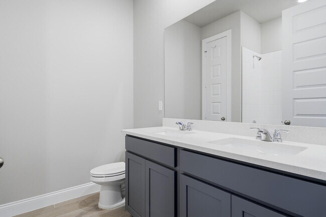 Building Photo - 8558 Dahlia Cir