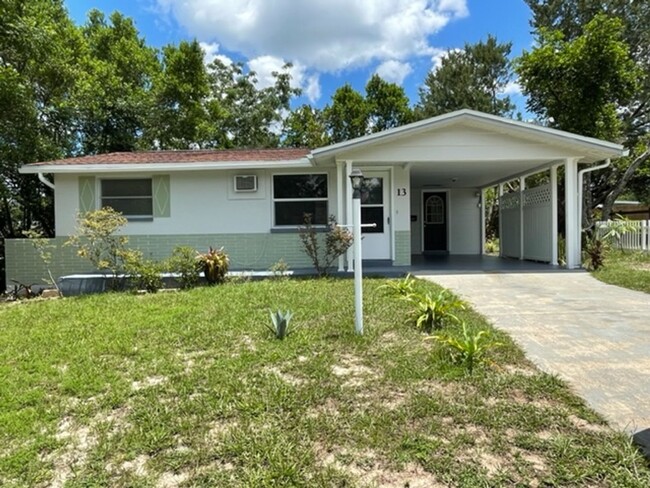 Primary Photo - Nicely Sized One Bedroom House in Bevelry ...