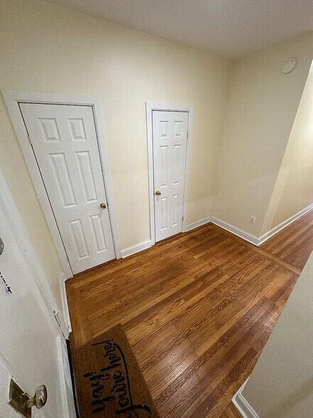 Building Photo - 541 Bronx River Rd