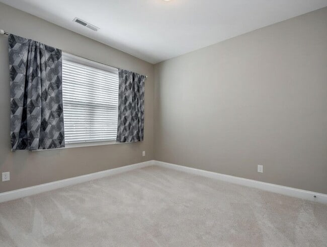 Building Photo - 10524 Royal Winchester Dr