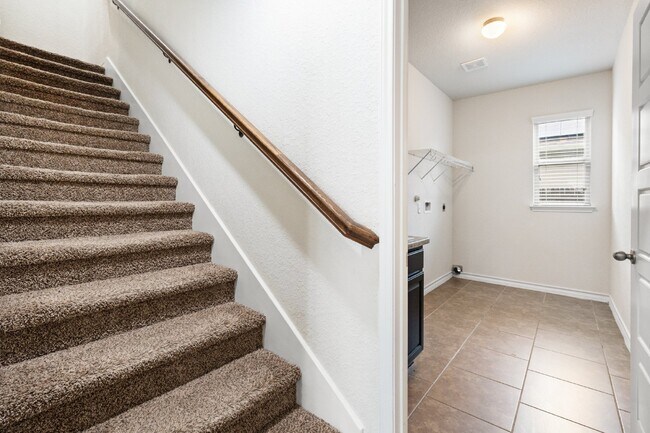Building Photo - 412 Morgan Run