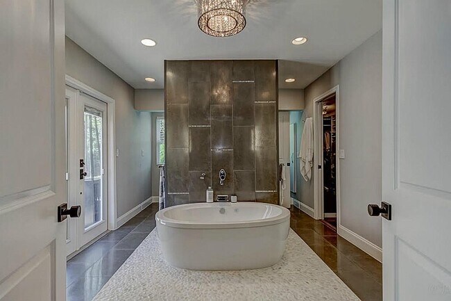 Building Photo - 5402 Willers Way