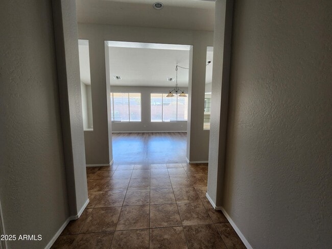 Building Photo - 18805 E Mockingbird Dr
