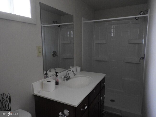 Building Photo - 2711 Bel Pre Rd