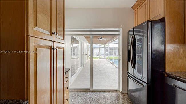 Building Photo - 8942 SW 16th St