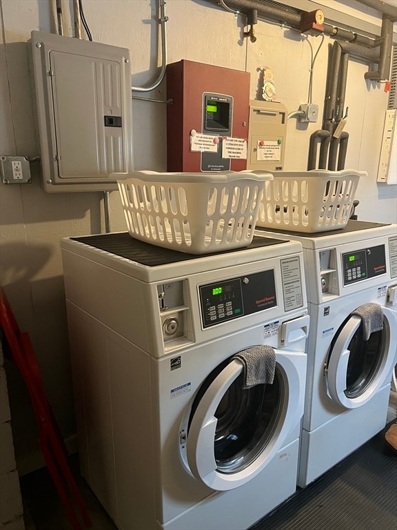 Building Photo - 2 Chesterfield Rd