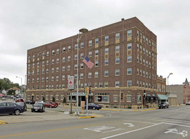 Primary Photo - Rogers Apartments