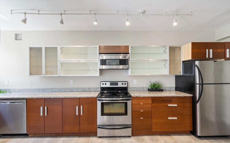 Building Photo - 3901 Cathedral Ave NW