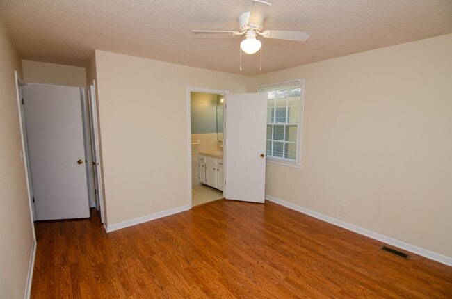 Building Photo - 3601 Hobbs Rd