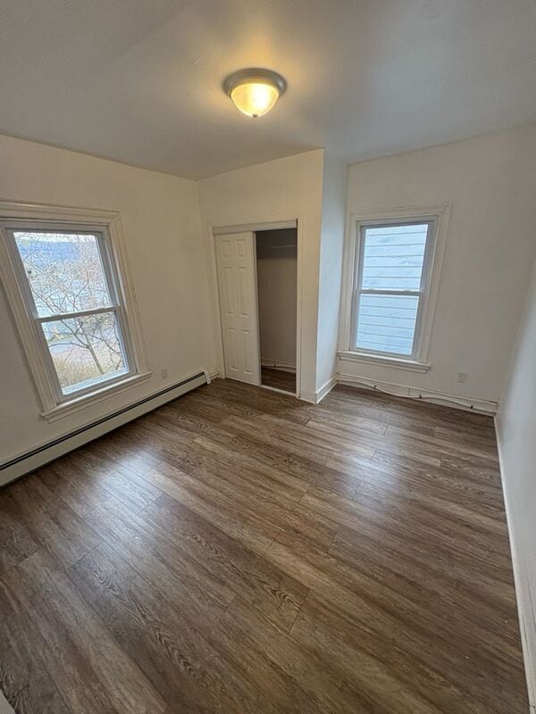 Building Photo - 415 S Main Ave