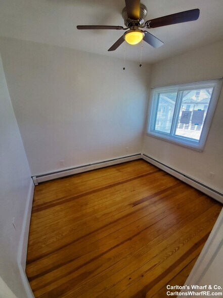 Building Photo - 113 Coleridge St