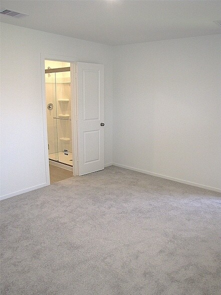 Building Photo - 17955 Valle Cupa Ln