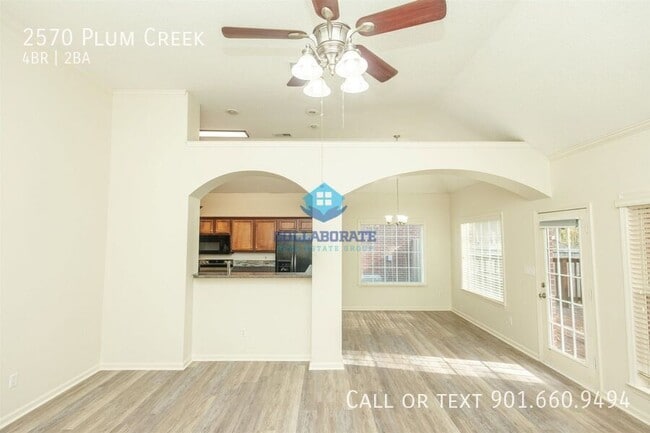 Building Photo - 2570 Plum Creek Dr