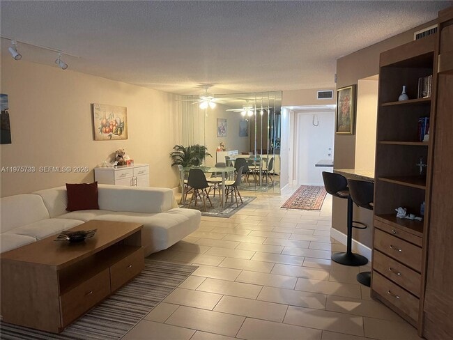 Building Photo - 2940 N Course Dr