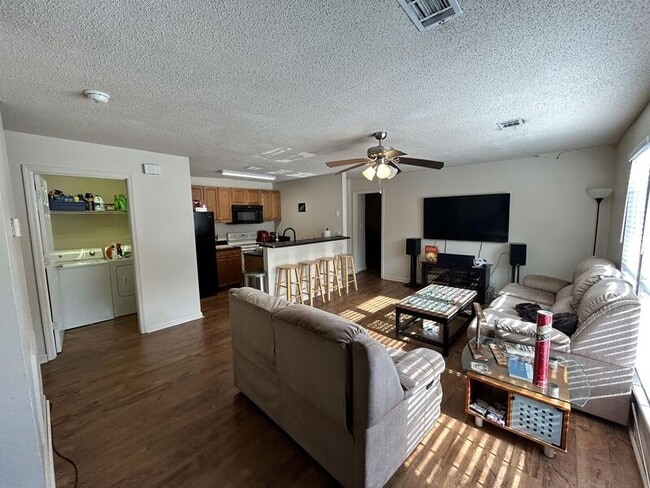 Building Photo - 155 Anderson Hwy