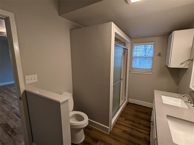 Building Photo - 4526 Avenue H