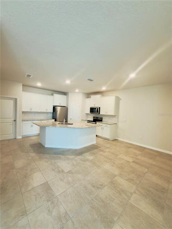 Building Photo - 626 157th Ct E