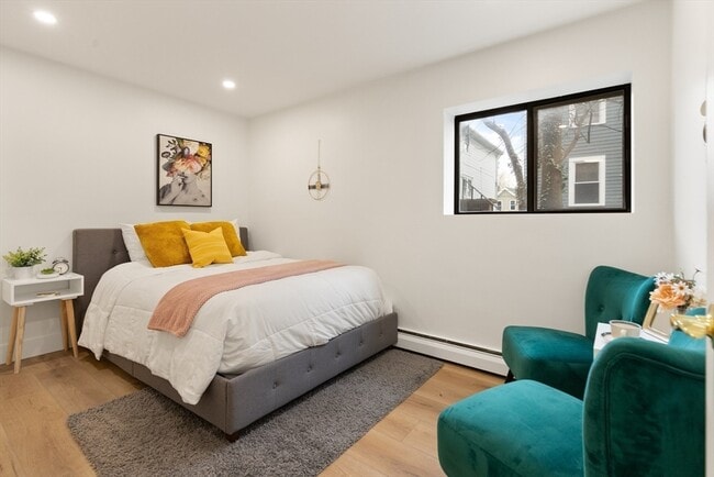 Building Photo - 5 Linda Ln