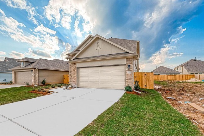 Building Photo - 8910 Oak Ivy Ln