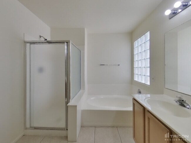 Building Photo - 4043 E Encinas Avenue Gilbert AZ