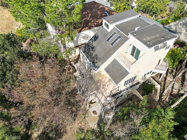 Building Photo - 23481 Via Alondra