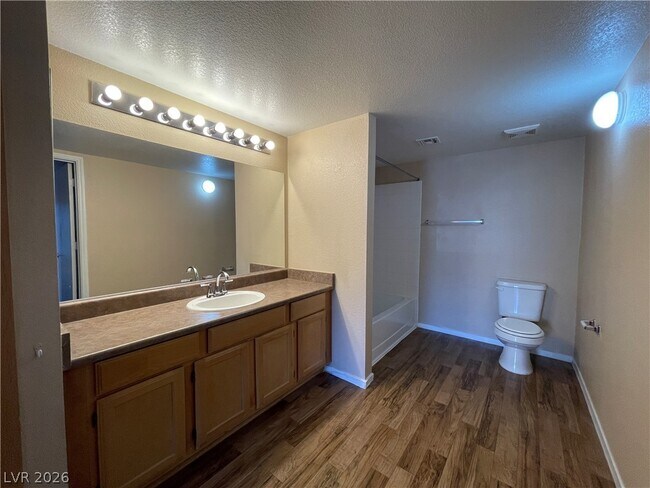 Building Photo - 45 Maleena Mesa St