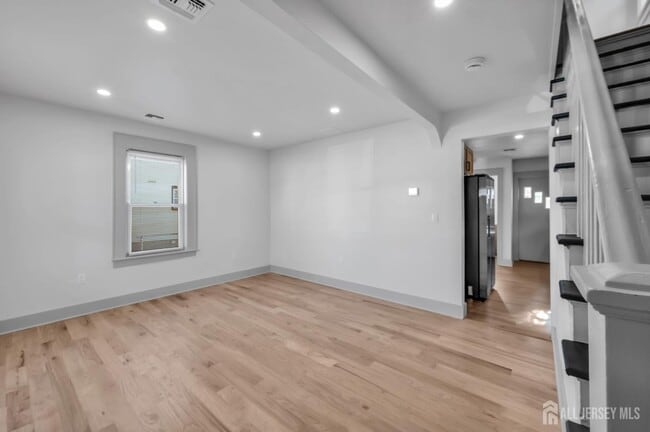 Building Photo - 350 Bergen St