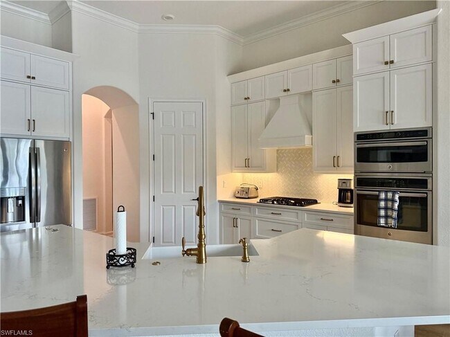 Building Photo - 9923 Corso Bello Dr