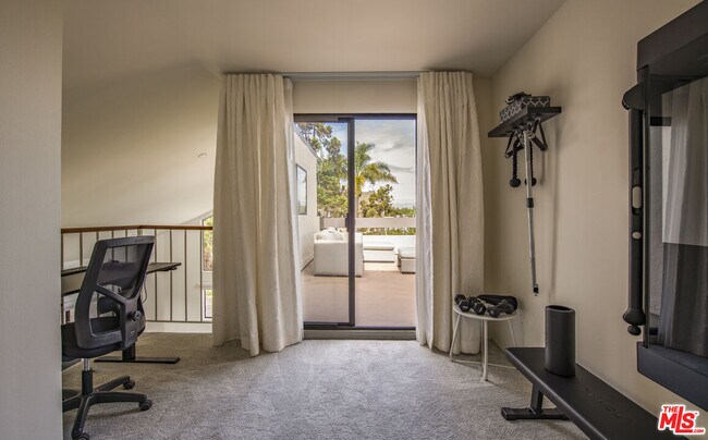 Building Photo - 1248 23rd St