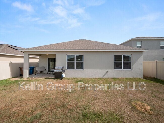 Building Photo - 972 Serchio St