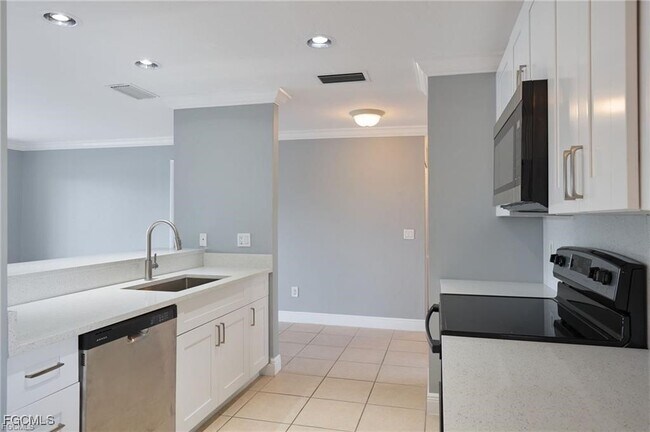 Building Photo - 7012 Constitution Blvd