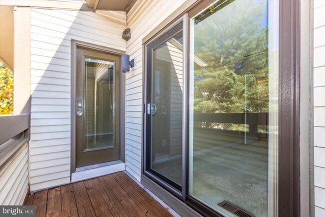 Building Photo - 18113 Kilrush Ct