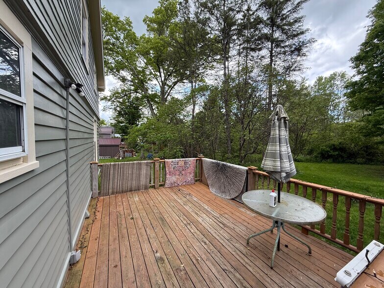 Building Photo - 2770 Slaterville Rd