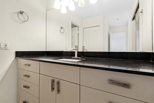 Building Photo - 21863 Arriba Real